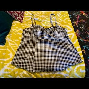 SUPER CUTE black & white gingham summer tank